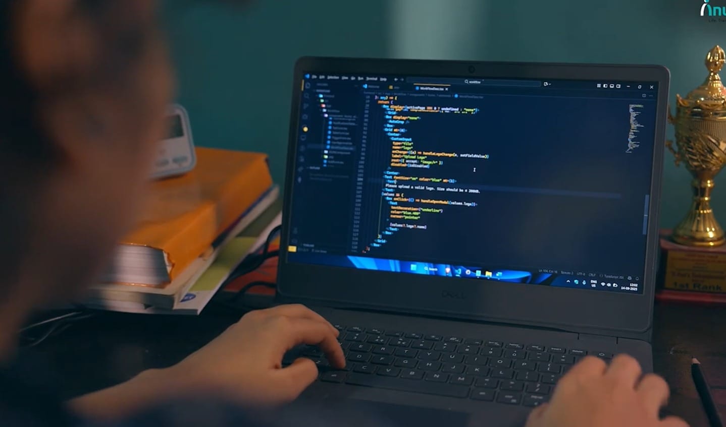 DeepTech learners working at computers during technical training